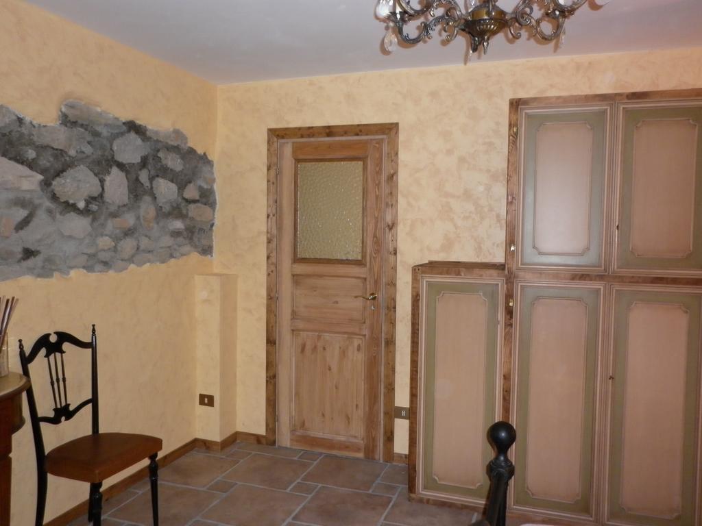 Villa Della Rocca Vobarno Camera foto